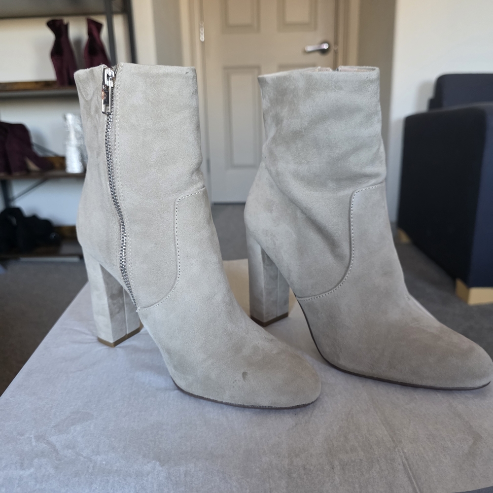Steve Madden Suede Ankle Boots - Light Gray